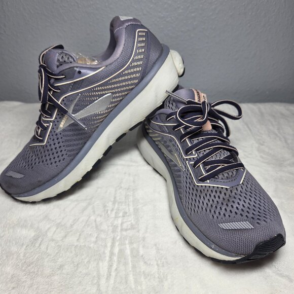 Brooks Ghost 12 Running Shoes – Size: 7 (Women’s) - Picture 2 of 12